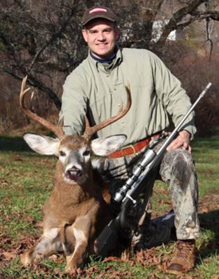 10pt Buck Hancock, NY